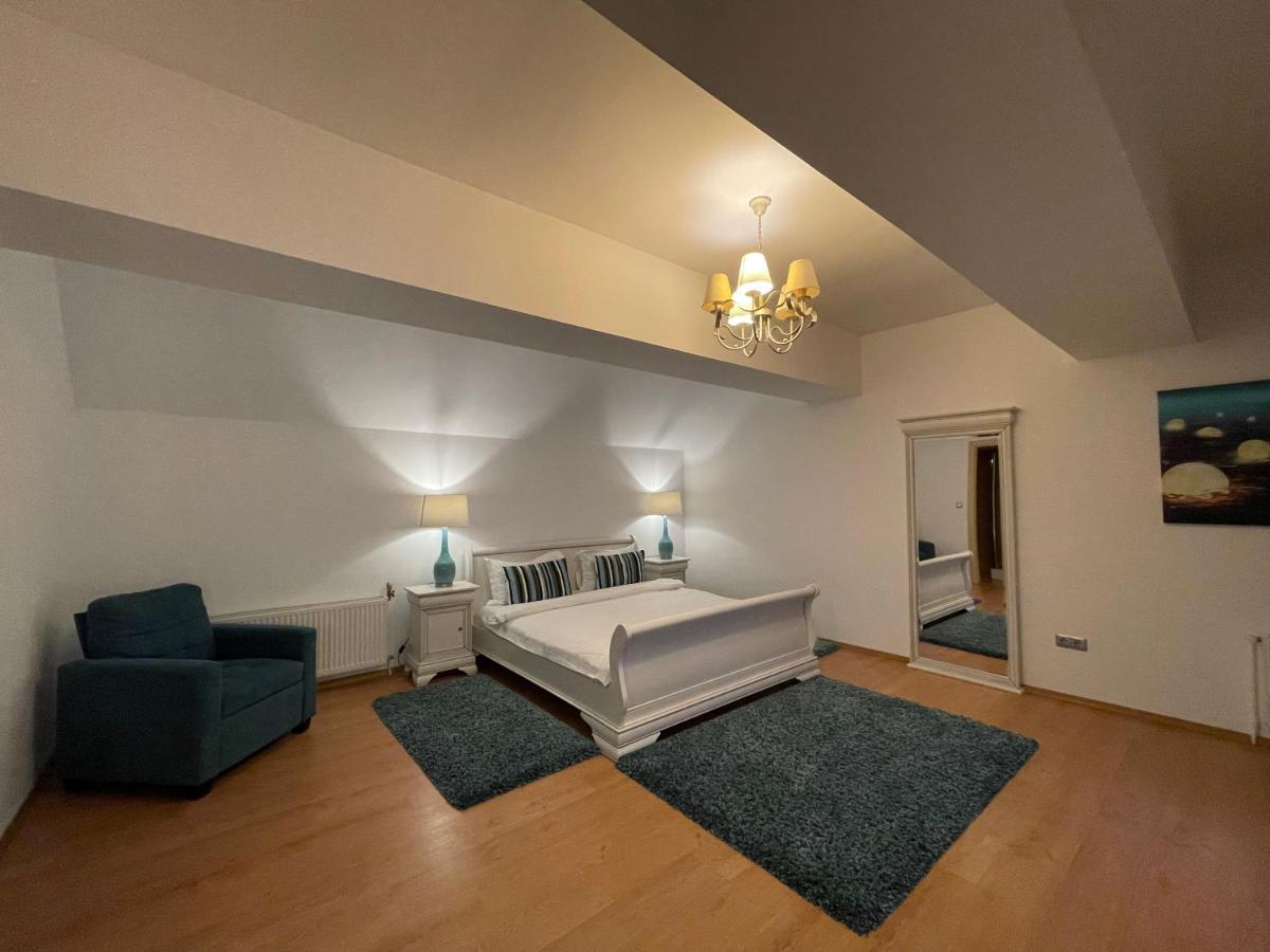 Kyra Luxury Penthouse 公寓